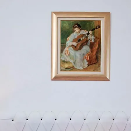 Ingrid Τρογκίρ